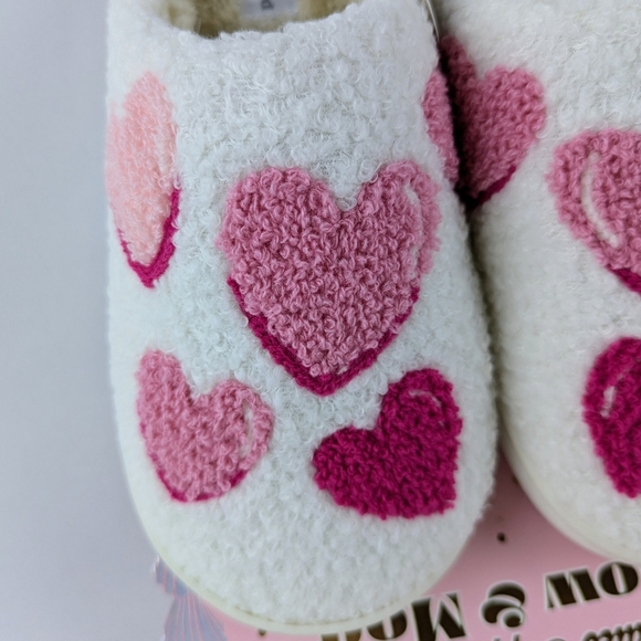 Hearts Slippers Sherpa Upper Fleece Memory Foam Slip On Ivory Pink M (7/8) NWT - Picture 3 of 12